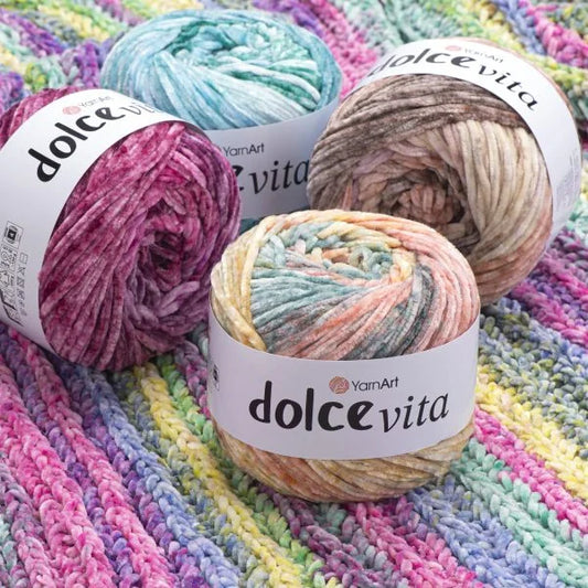 Lana Chenille Dolce Vita de YarnArt – Textura Aterciopelada Premium – 100% Poliéster - DV_3410
