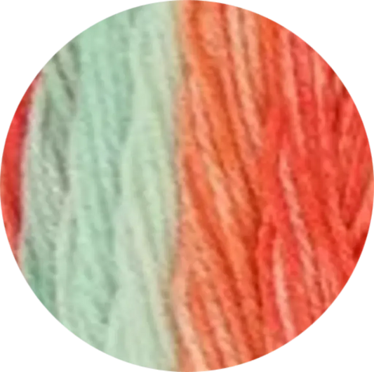 Hilo 100% acrílico suave para bebé en tonos coral y verde menta. Ideal para tejido hipoalergénico.