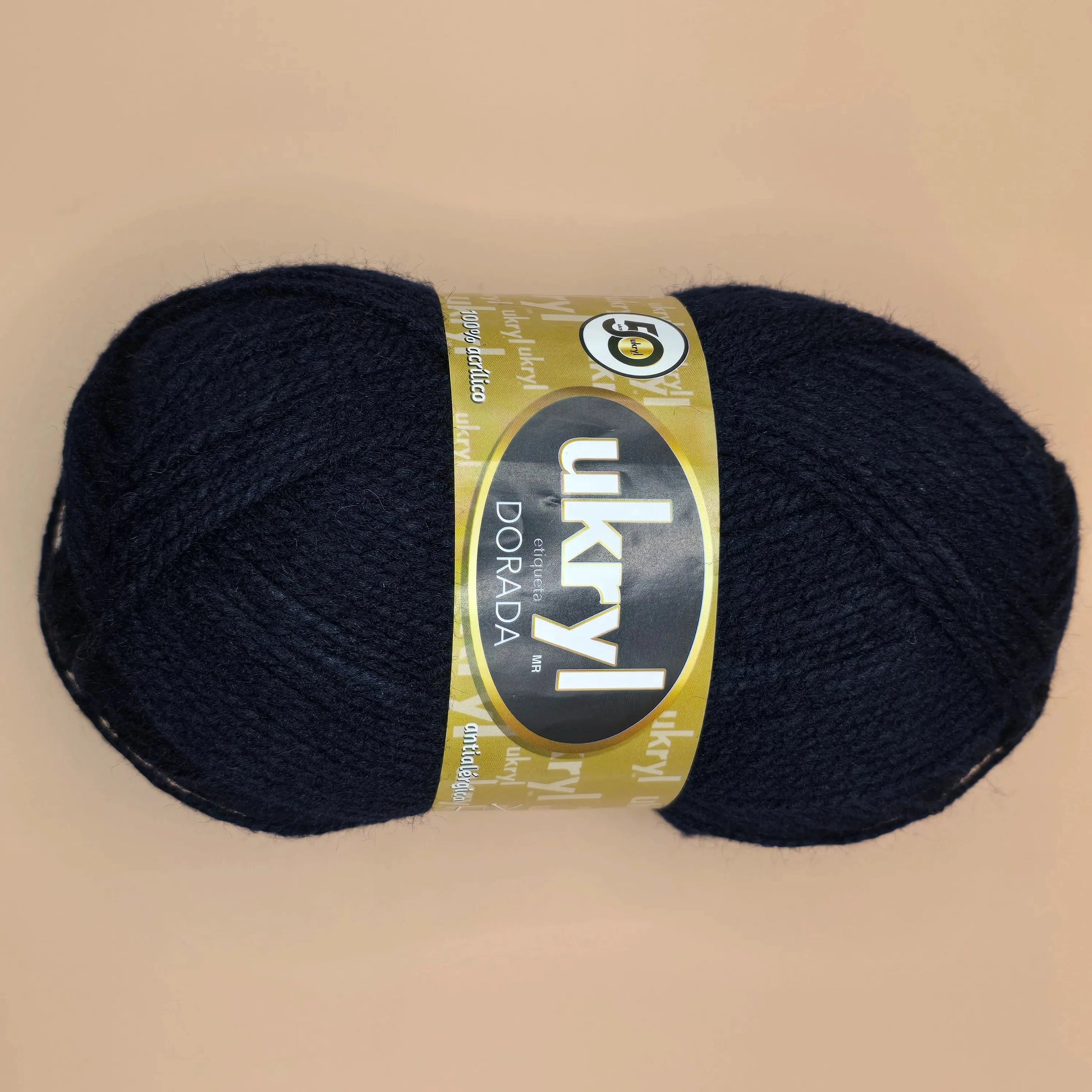 Lana Ukryl Dorada de La Madeja. Color azul marino, suave y de alta calidad. - La Madeja