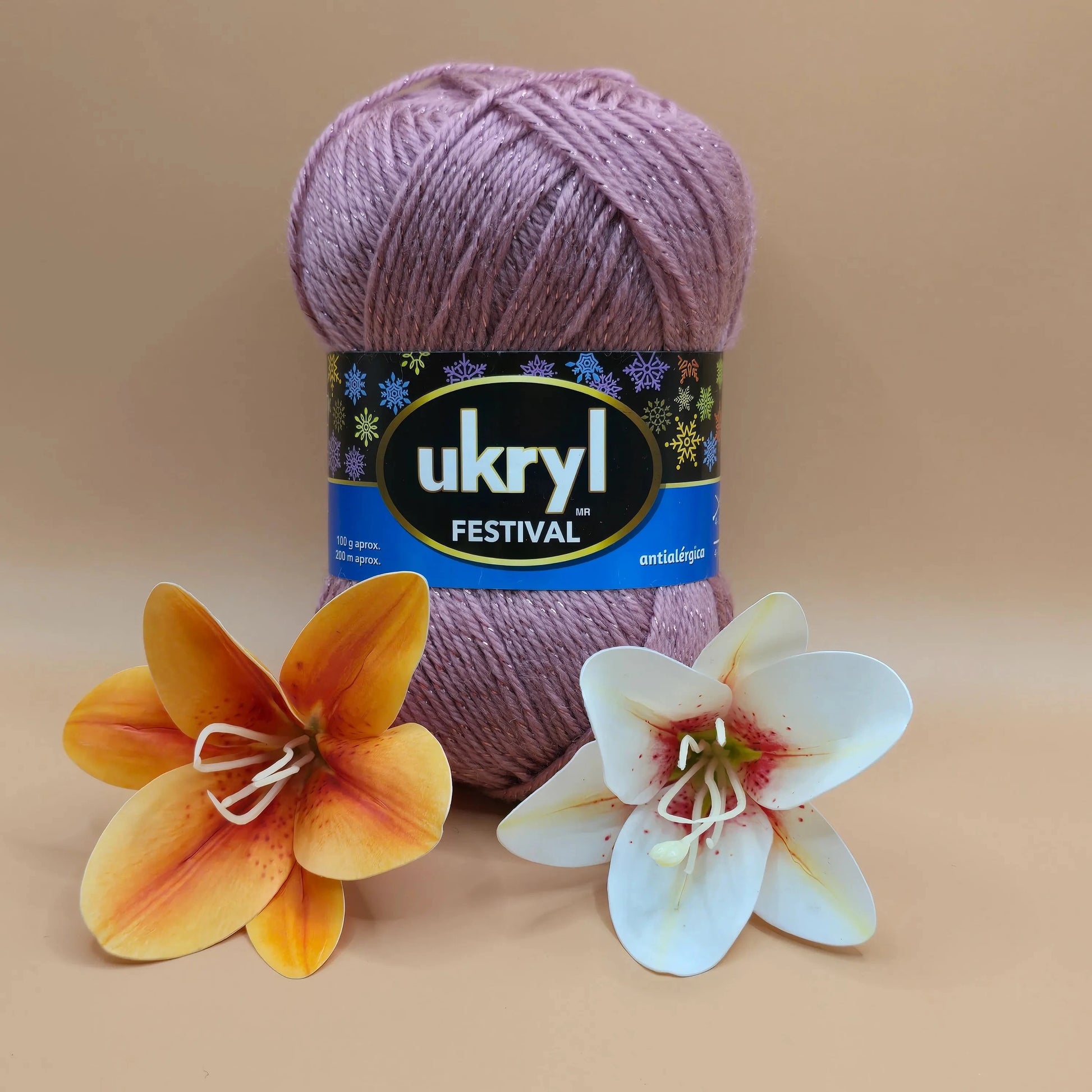 Lana Ukryl Festival rosa, brillo suave. - La Madeja