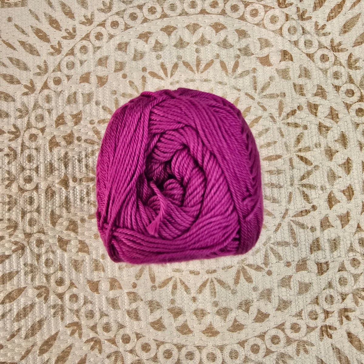 Algodón Super Soft de Orquídea – Ovillo Light DK 100g, 300m – 100% Algodón - Color Fucsia