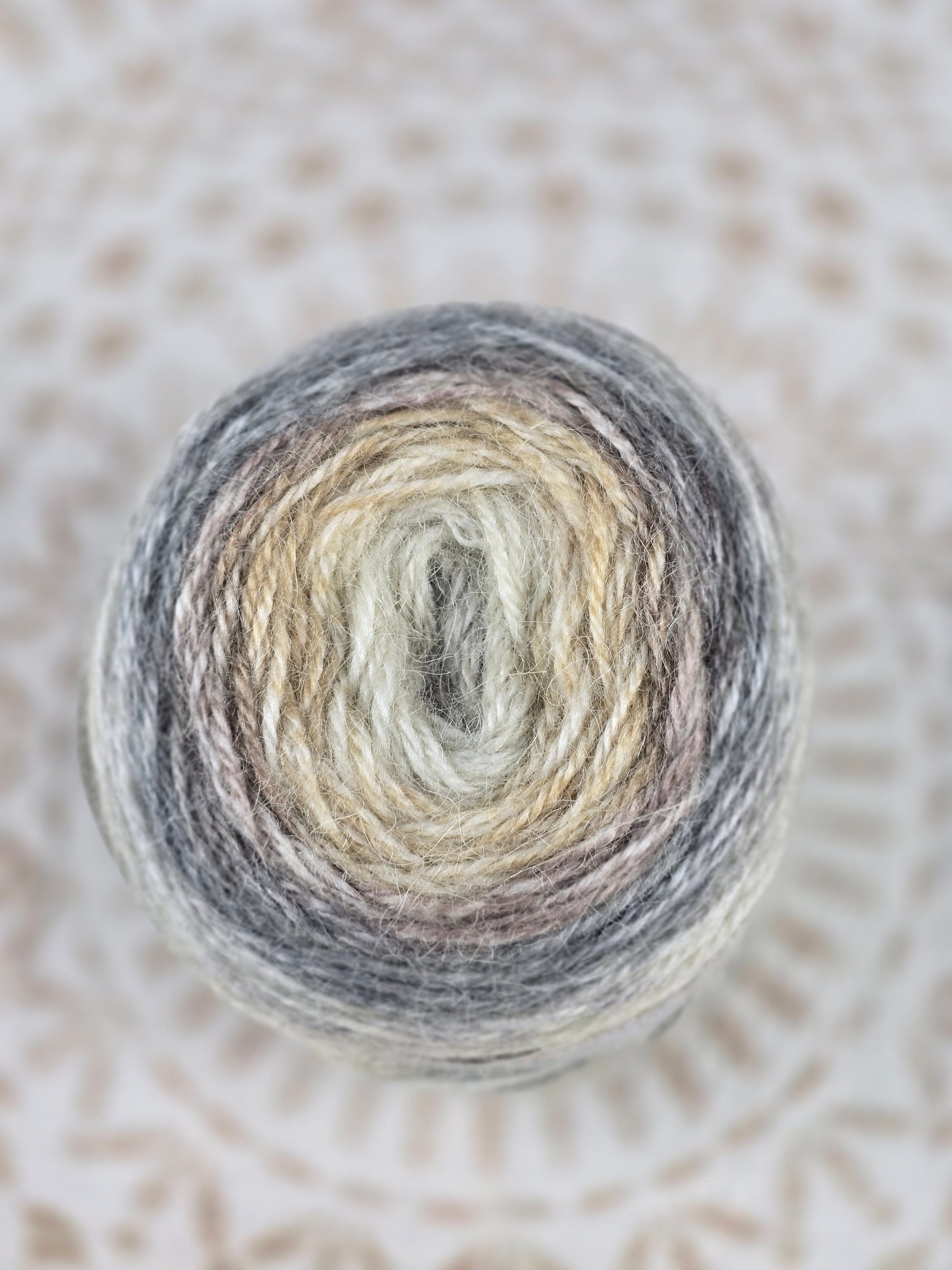 Alpaca Cake 100 grs - Color Gris Crudo