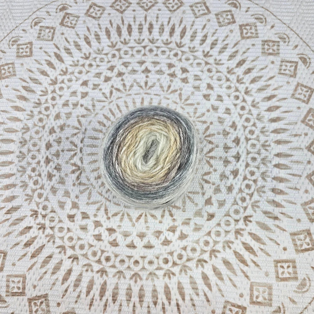 Alpaca Cake 100 grs - Color Gris Crudo