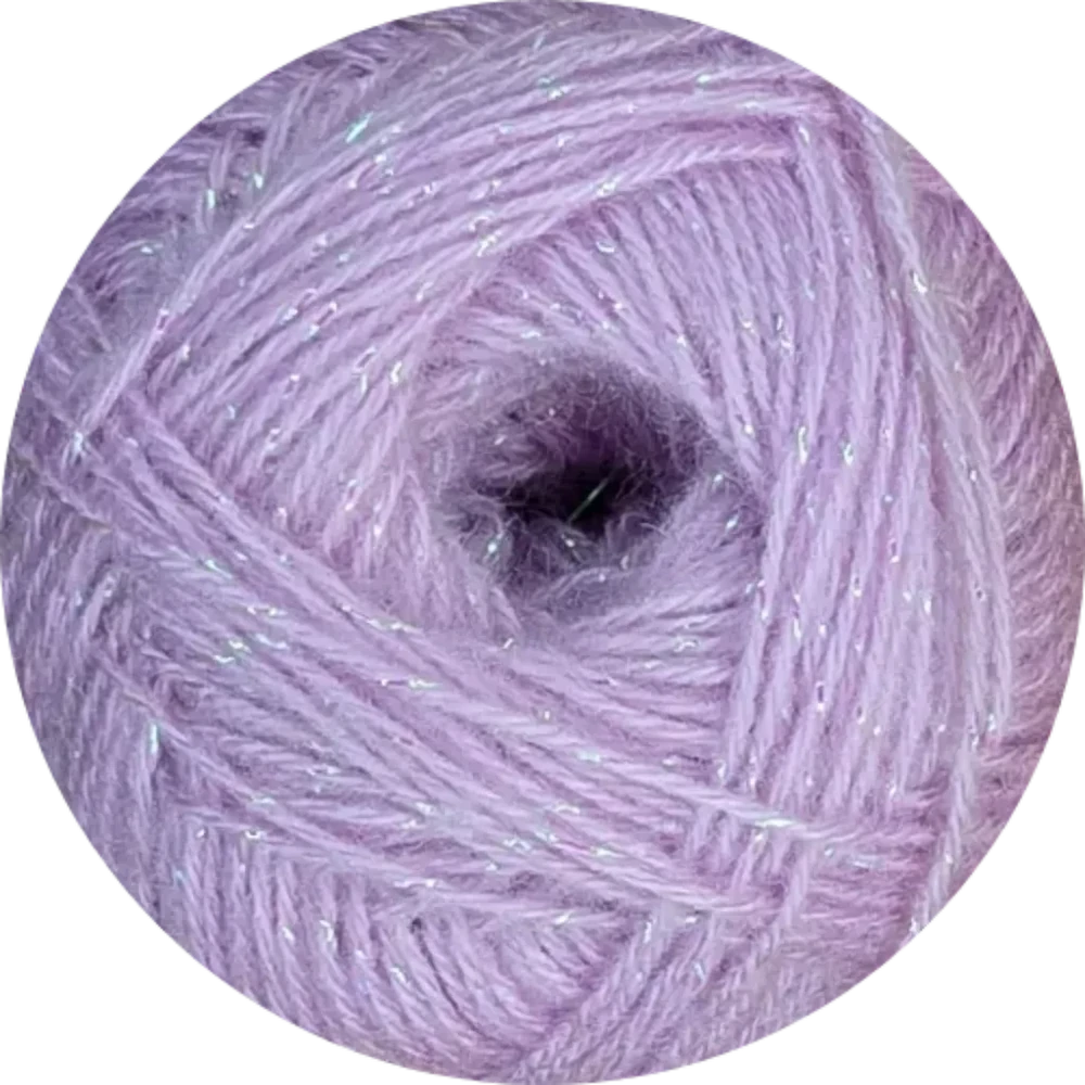 Ovillo de lana morada brillante Alize Angora Gold Simli, mezcla de acrílico y lana con toques de glitter plateado.