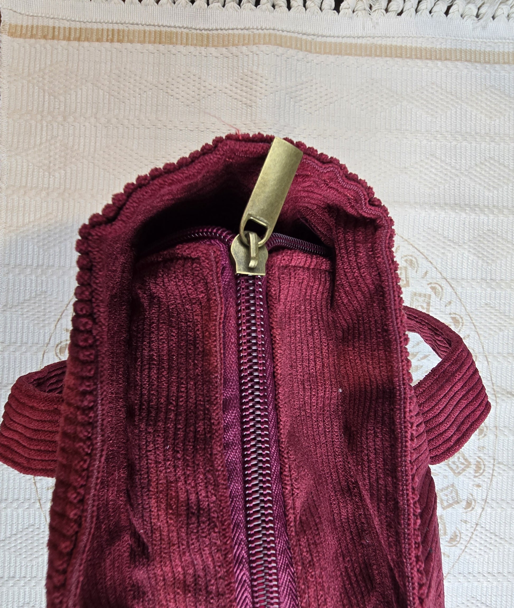 Bolso Organizador para Tejer de Orquídea - Color Burdeo