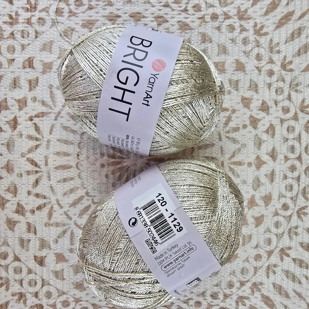 Ovillo YarnArt Bright – Dale brillo metálico a tus tejidos de fiesta – 80% Poliamida 20% Metálico - Color YA_BR_120