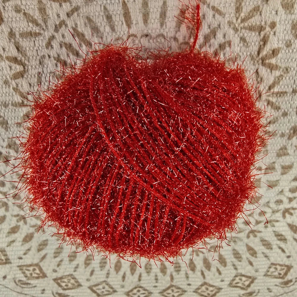 Hilo Christmas de YarnArt - Color Rojo