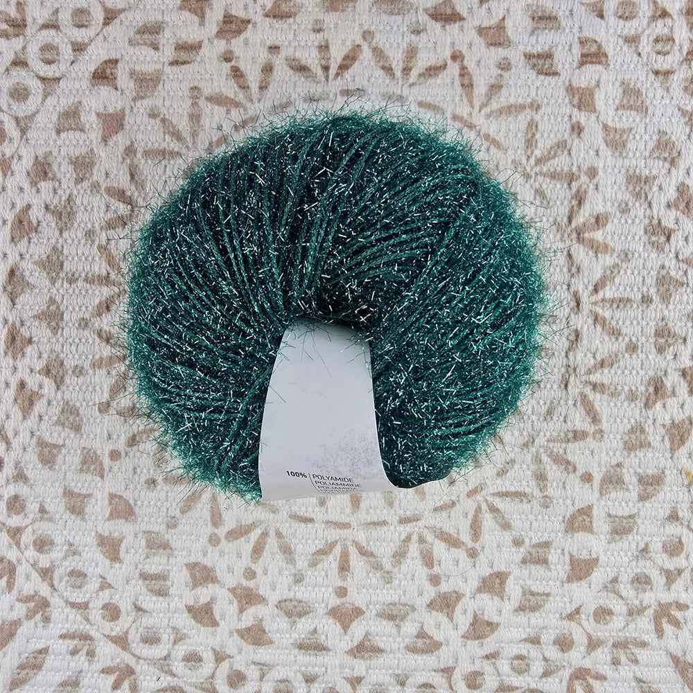 Hilo Christmas de YarnArt - Color Verde