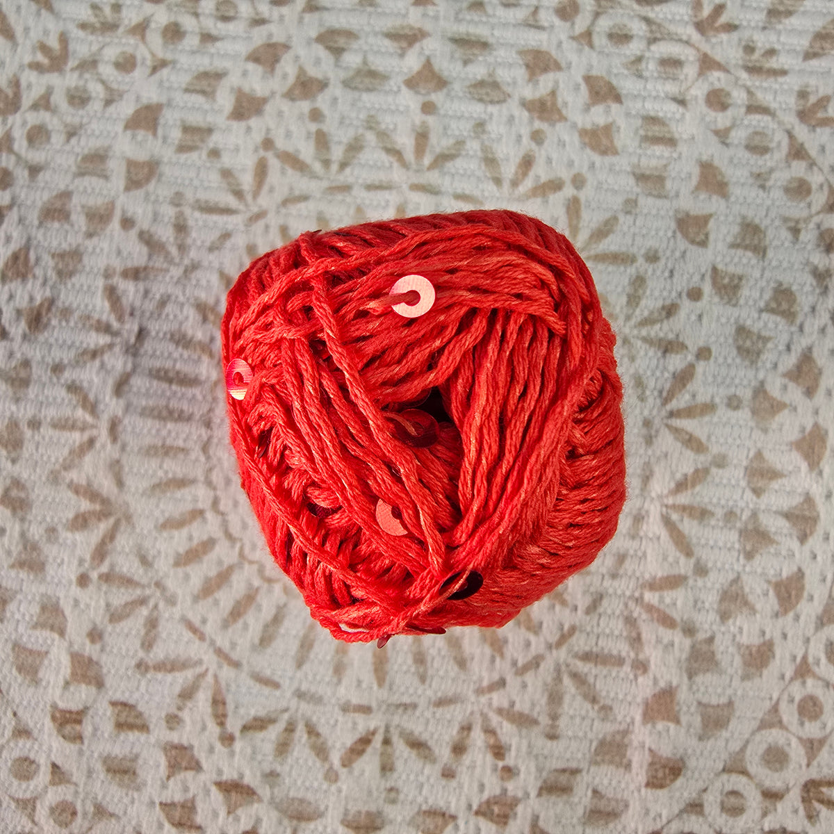 Ovillo YarnArt Cotton Gold Paillettes color Coral con lentejuelas