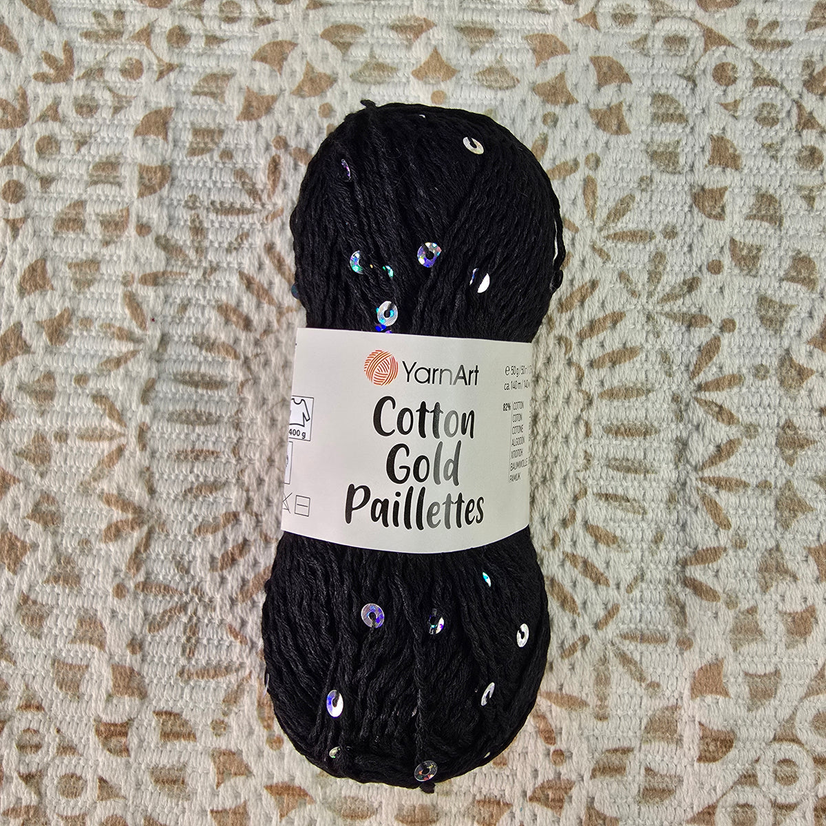 Ovillo YarnArt Cotton Gold Paillettes color Negro con lentejuelas