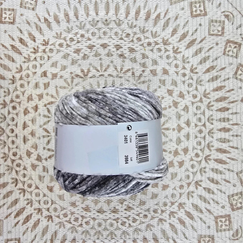 Lana Chenille Dolce Vita de YarnArt – Textura Aterciopelada Premium – 100% Poliéster - Color Gris_Blanco