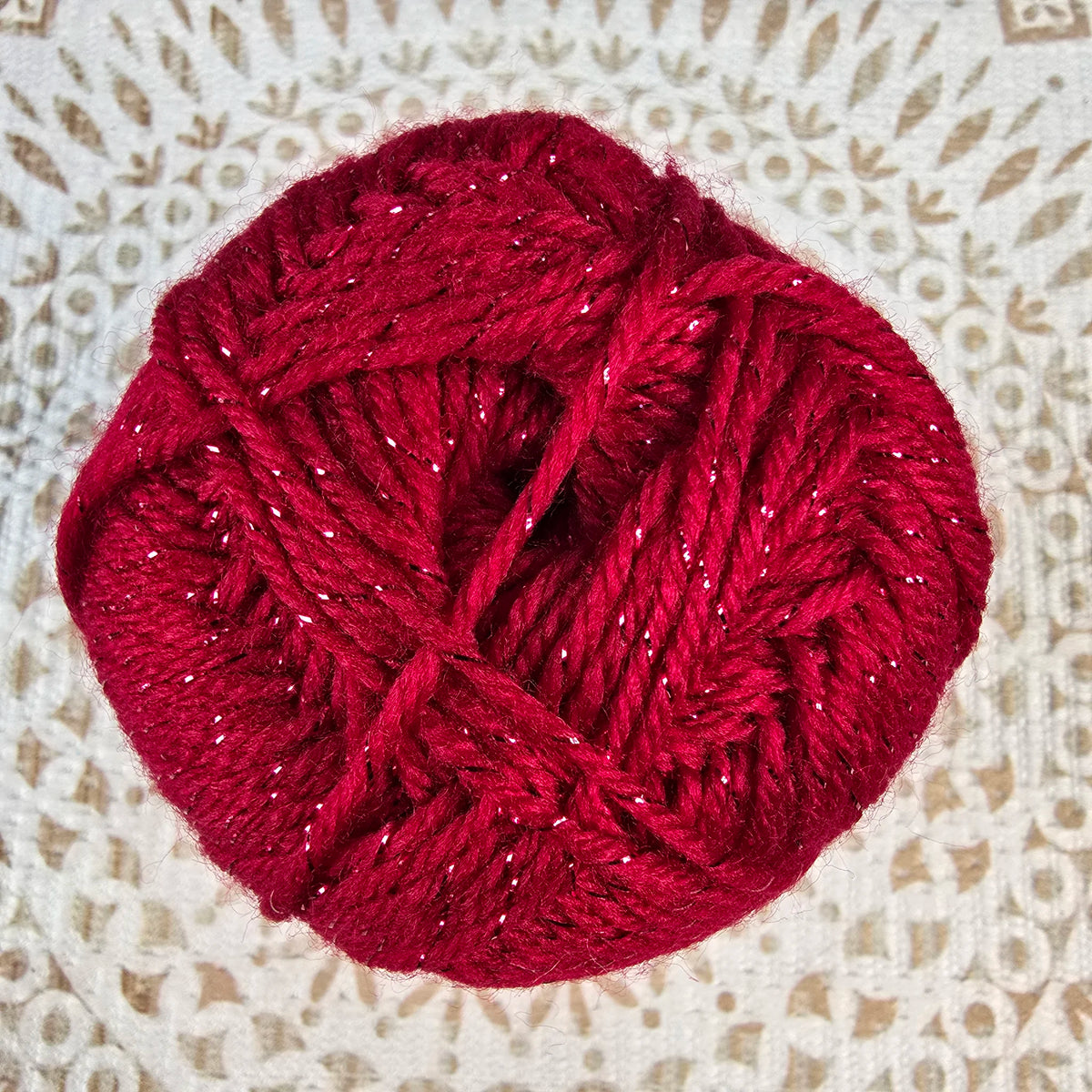 Festival de Ukryl – Ovillo con Brillo Lurex 100g – 94% Acrílico 6% Lurex - Color 1_Rojo