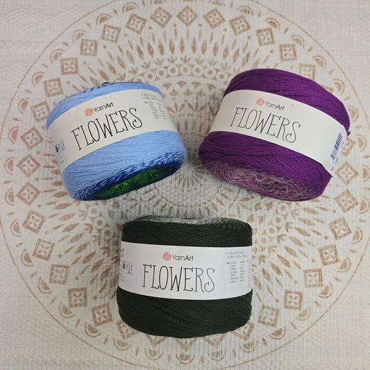 Flowers de YarnArt – Ovillo Degradé Super Fino 250g 1000m – 55% Algodón 45% Acrílico