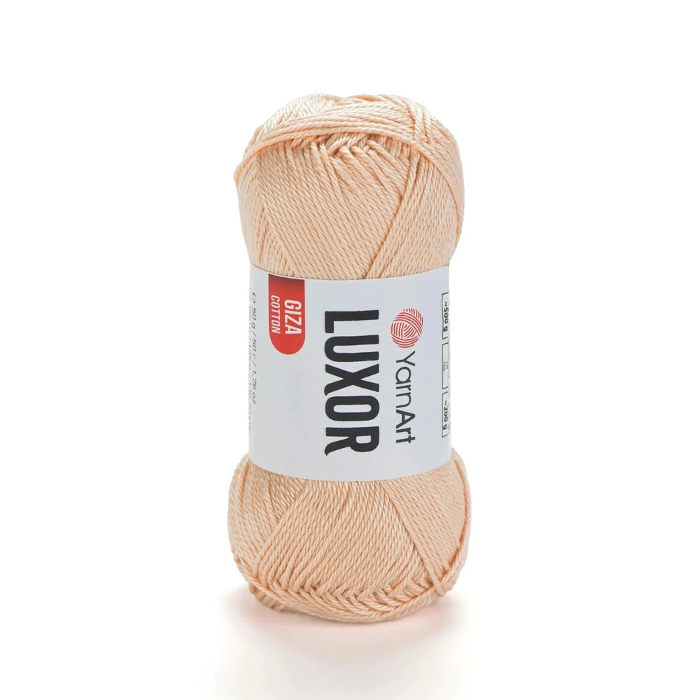 Ovillo de hilo YarnArt Luxor 100% algodón mercerizado Giza color beige claro para tejer.