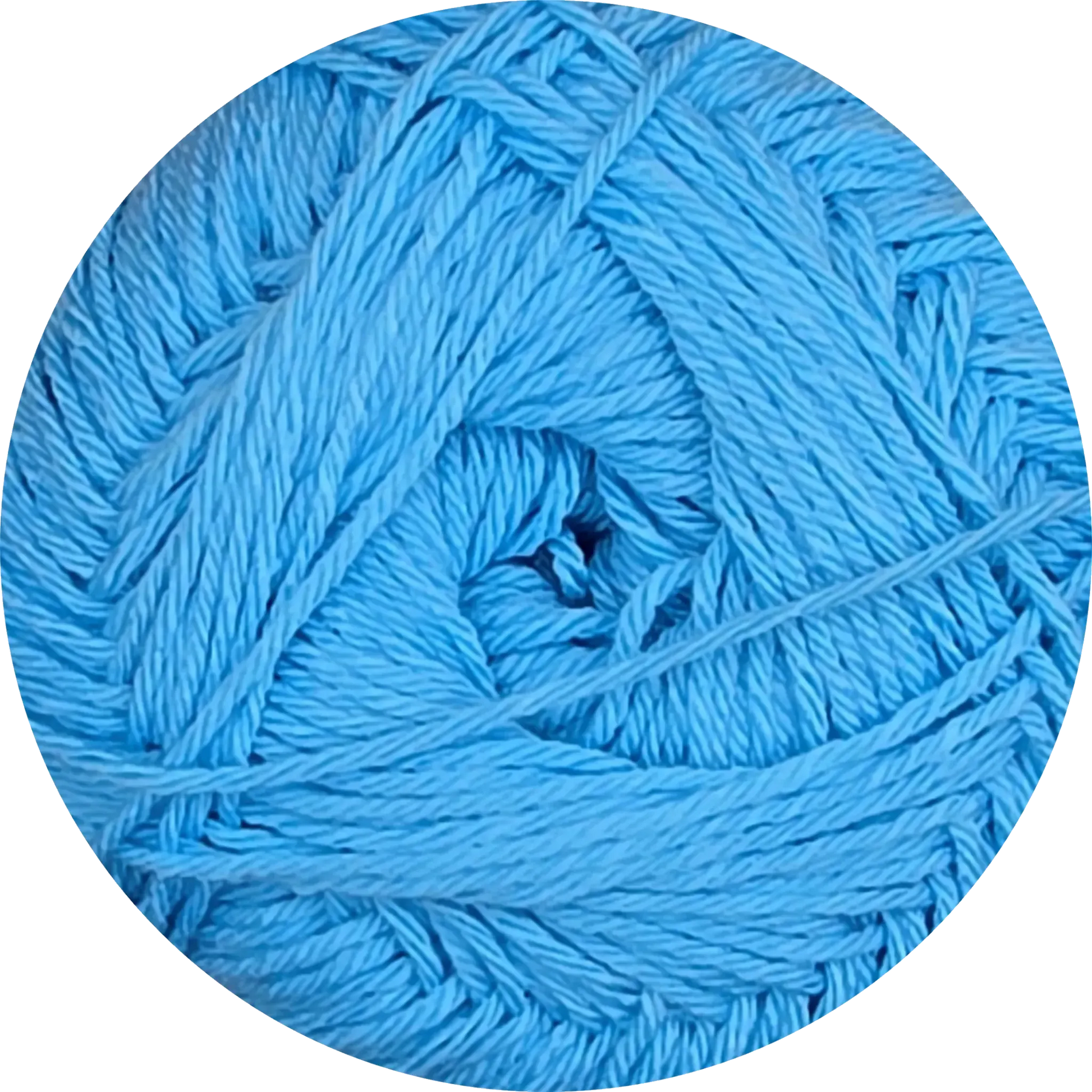 Ovillo de hilo de microfibra premium color celeste, ultra suave, ideal para proyectos de tejido para bebés.