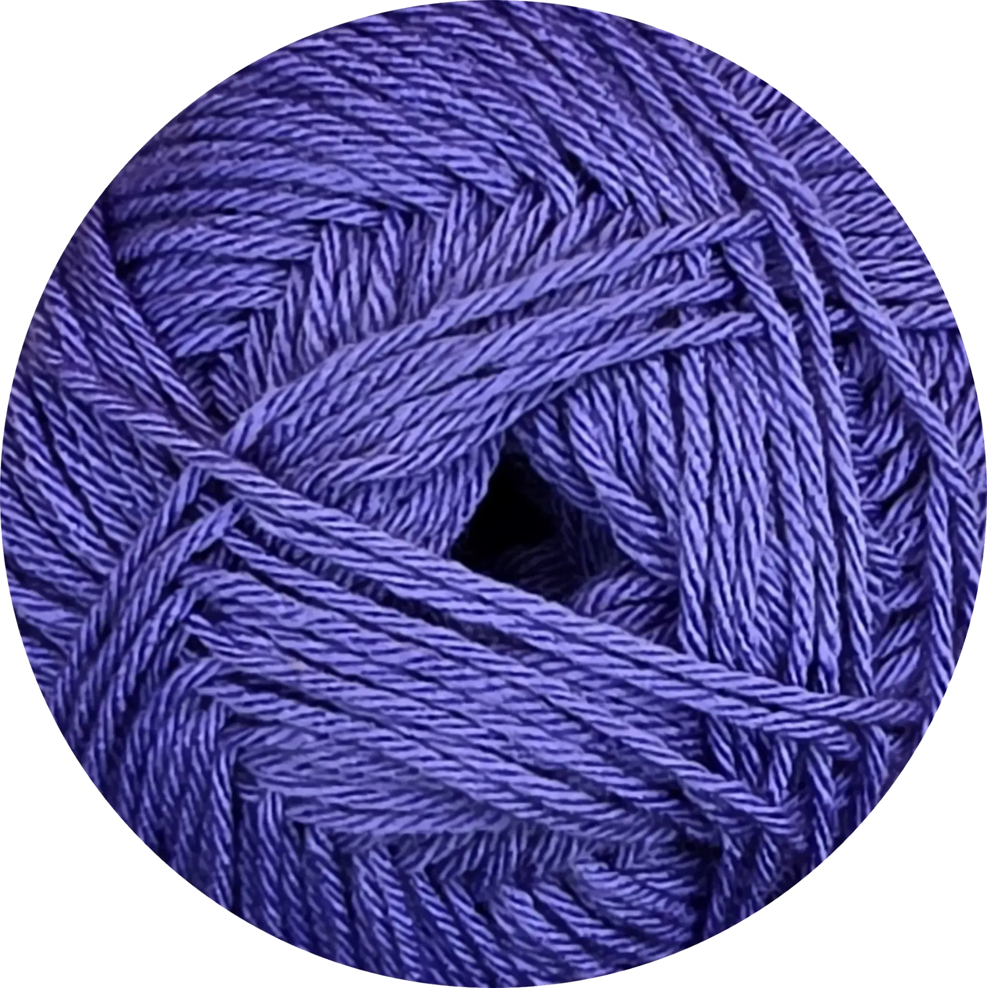 Ovillo de microfibra premium Ukryl color morado-0050 para tejer ropa de bebé, textura ultrasuave y brillante.