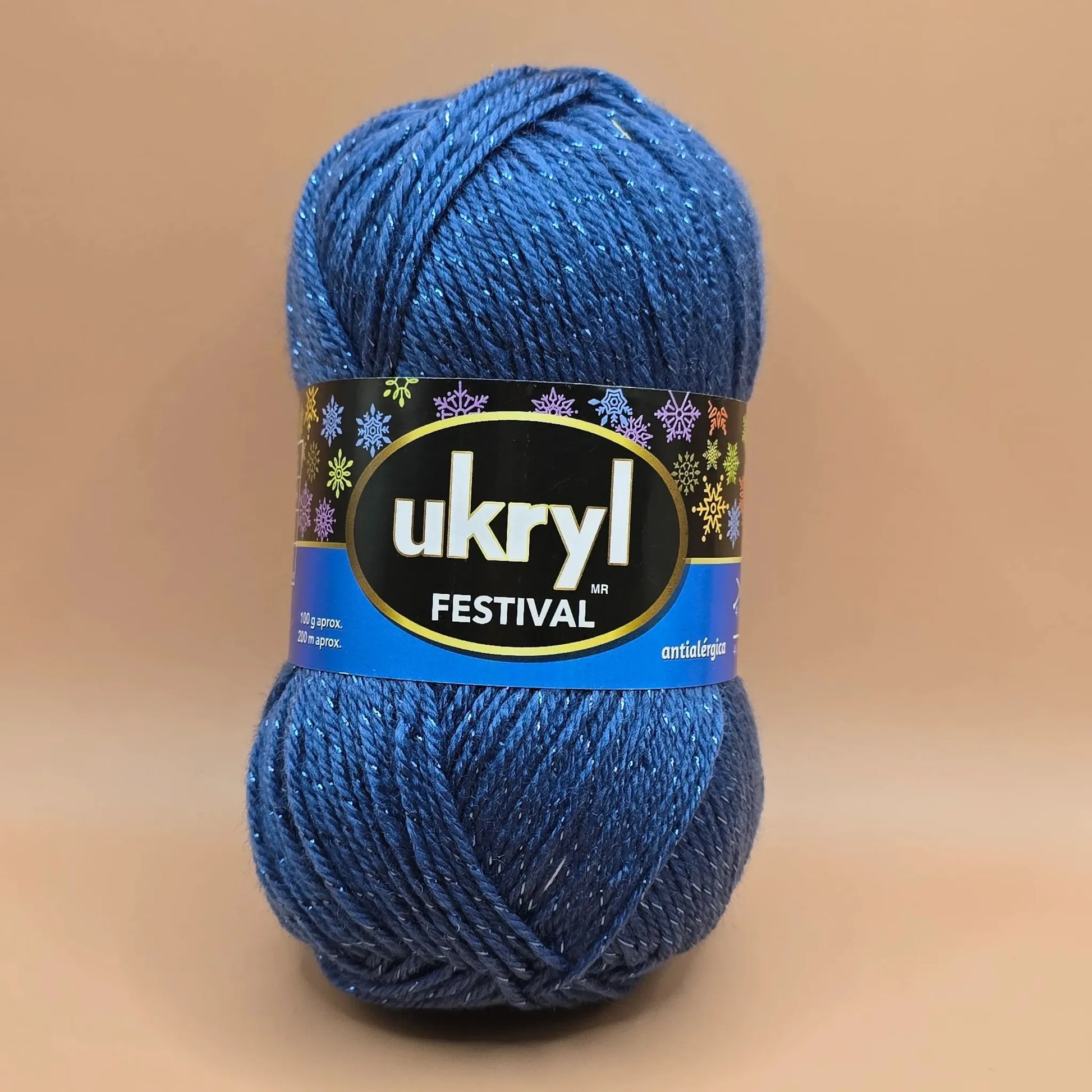 Ovillo de lana Ukryl Festival azul marino con brillos plateados, 94% acrílico y 6% lurex, antialérgica para tejer.
