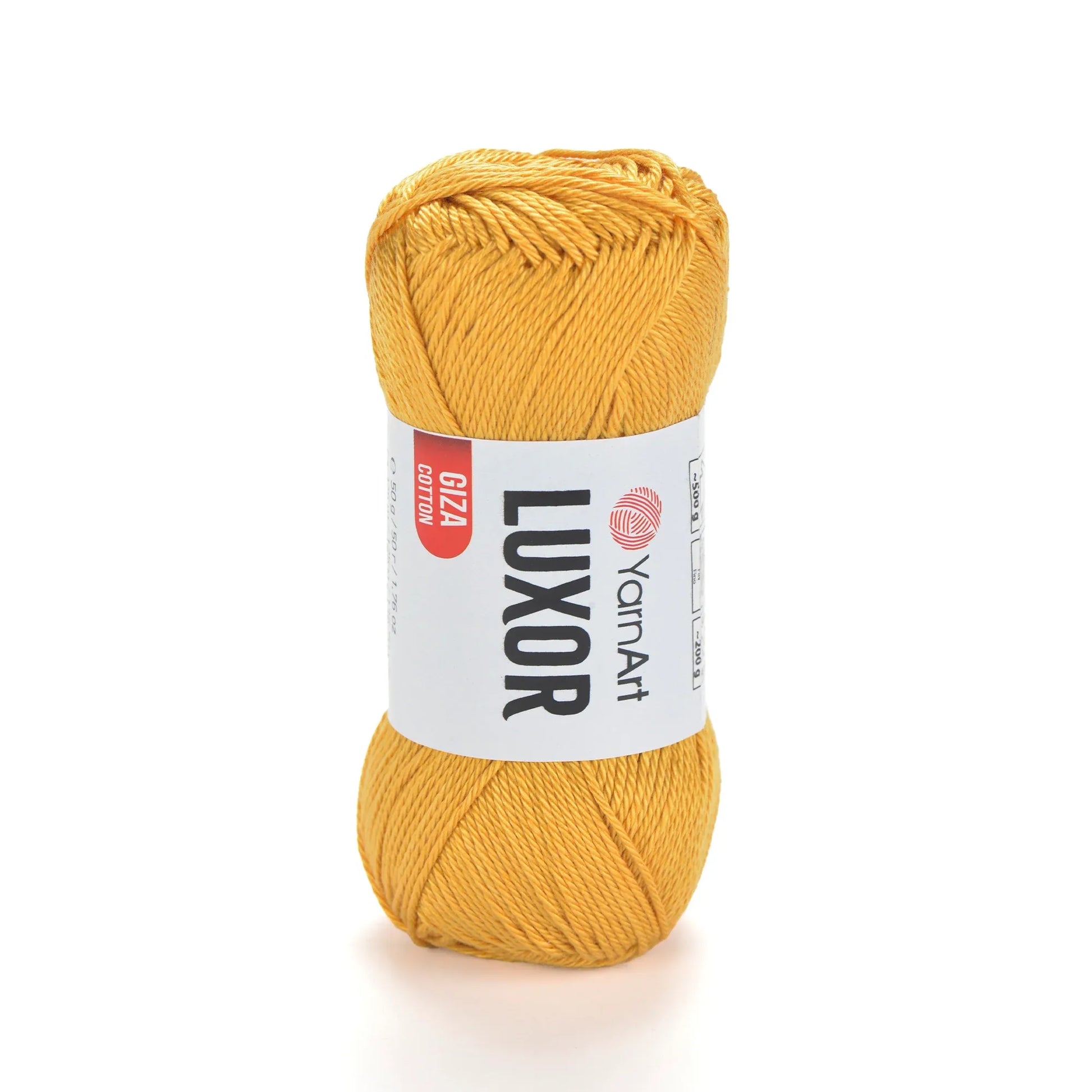 Ovillo de hilo YarnArt Luxor algodon mercerizado amarillo oro sobre fondo blanco