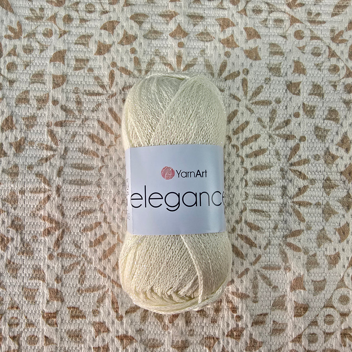 Elegance de YarnArt - Color Crema